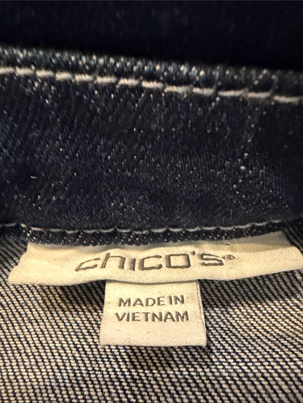 Chico’s size 3 Denim Shacket XL Stretch Longline Snap Front Side Vent Pockets - Picture 6 of 9
